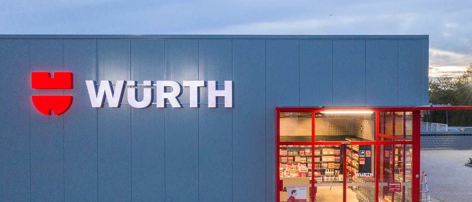 Solución de autopago de Würth basada en POLYTOUCH para el suministro de materiales 24/6 en el sector profesional